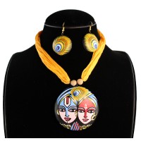Best Gifts Delivery in India comprising Fancy Jewellery Box 01 on Rakhi